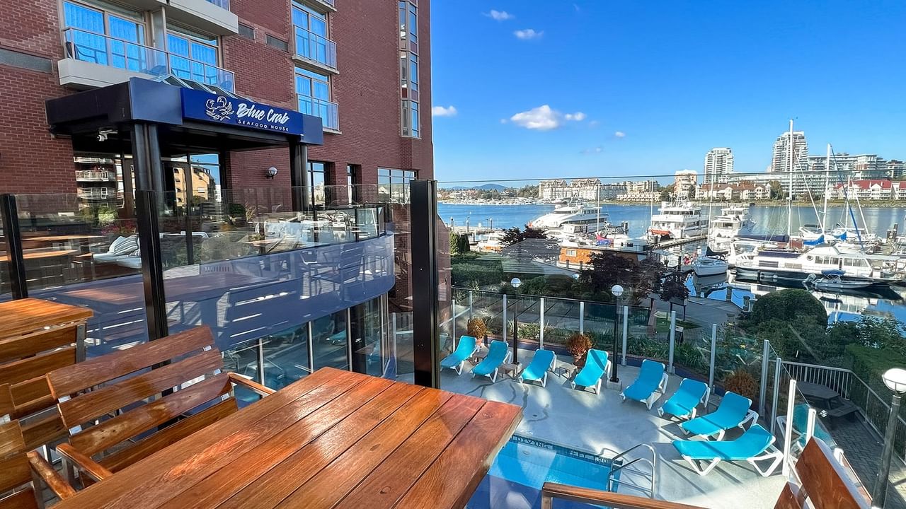 Exterior of Blue Crab Seafood House