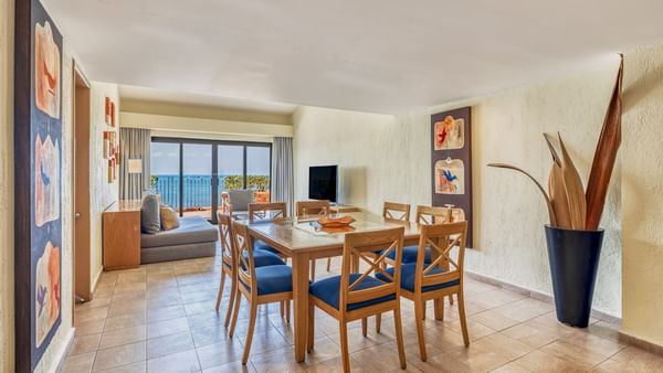 Dining table & lounge area in Master Suite at Fiesta Americana