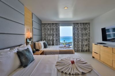 Queen Double Oceanview Guestroom, The Morgan Resort Spa Village