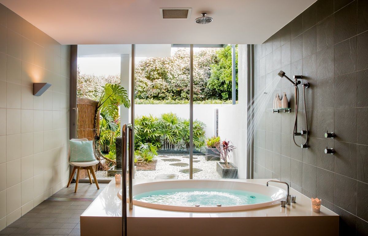 Relaxing Spa bath with tranquil garden view