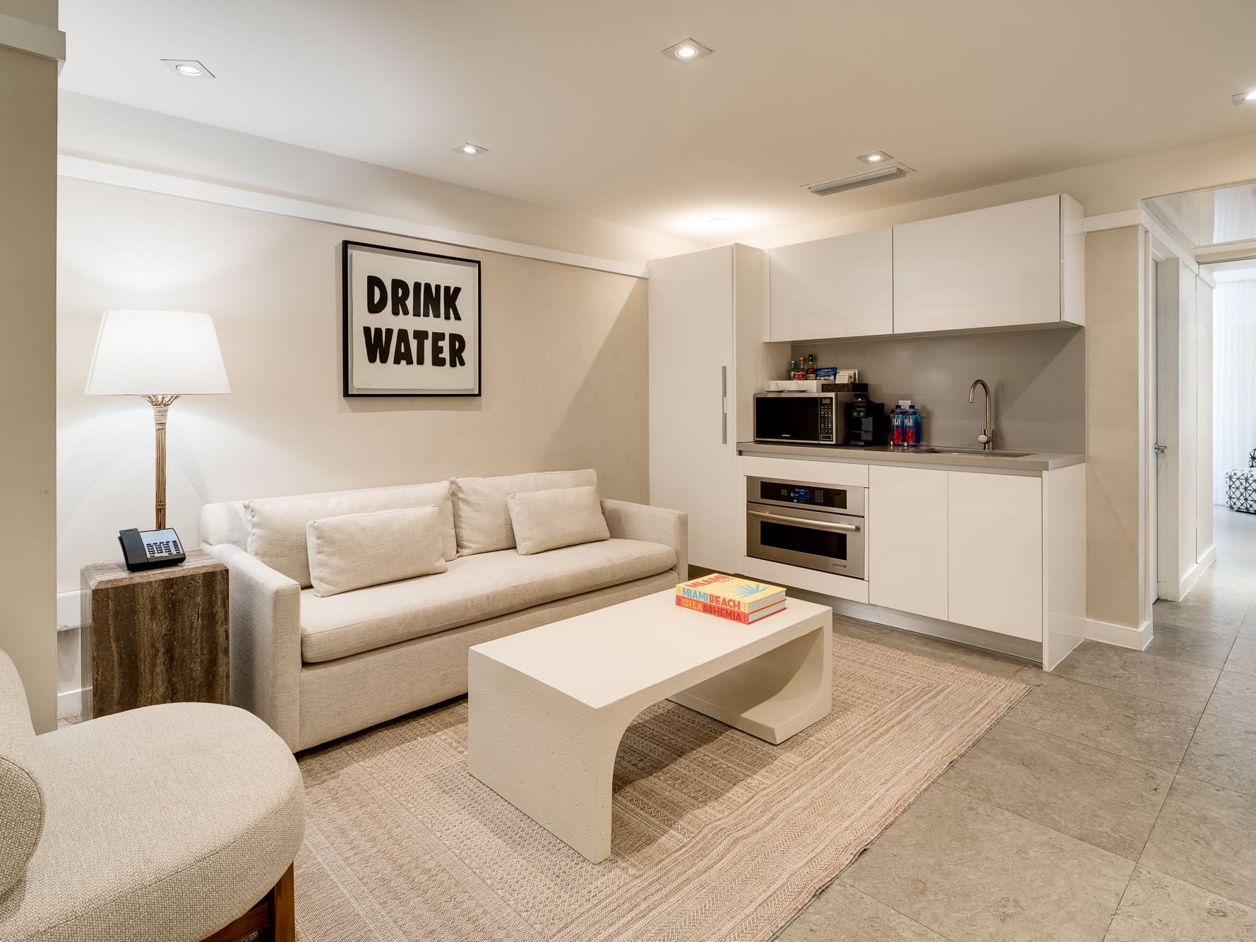 Living area next to the kitchen in Junior Suite at Boulan South