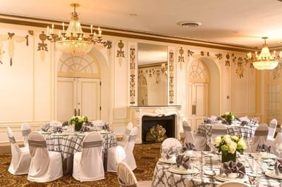 Louis XVI Room arranged for an event at Peabody Hotels