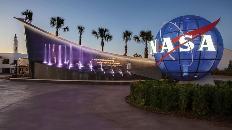 Orlando Tours and Vacation Packages Disney World Universal Studio Kennedy  Space Center 