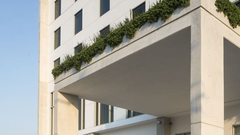 hotel entrance area at Fiesta Inn Mérida