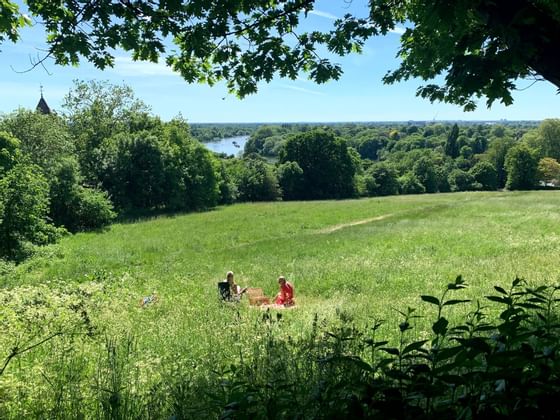 Landscape view of Richmond River near Richmond Hill Hotel