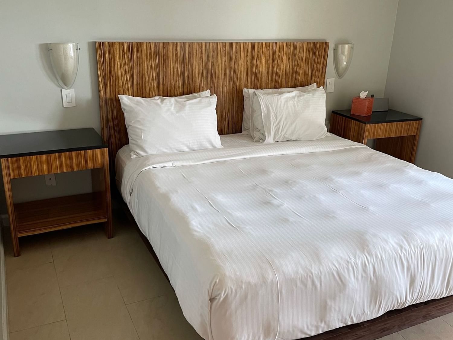 Bed with 30