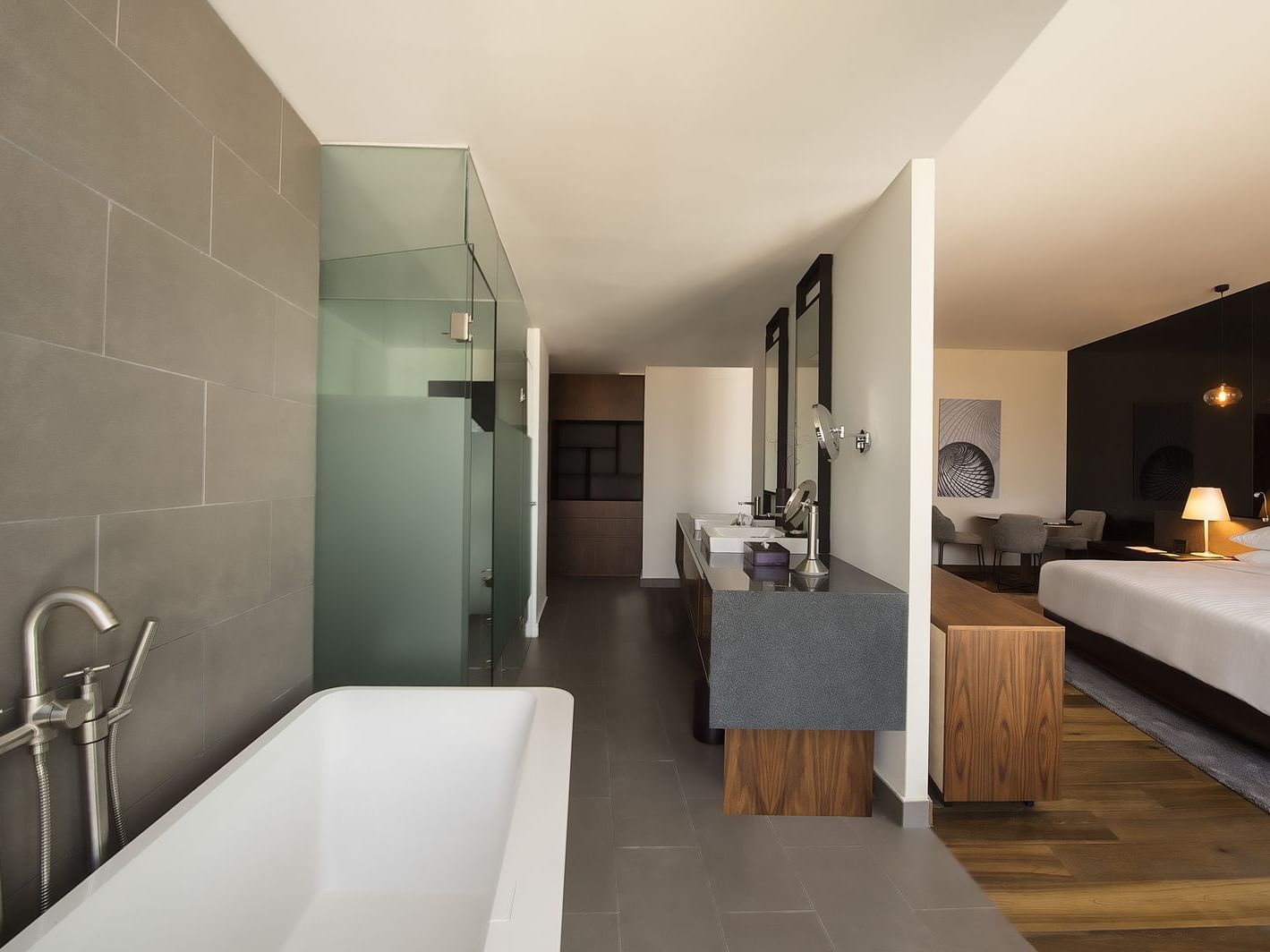 Washroom of Junior Suite at FA Monterrey Pabellon M