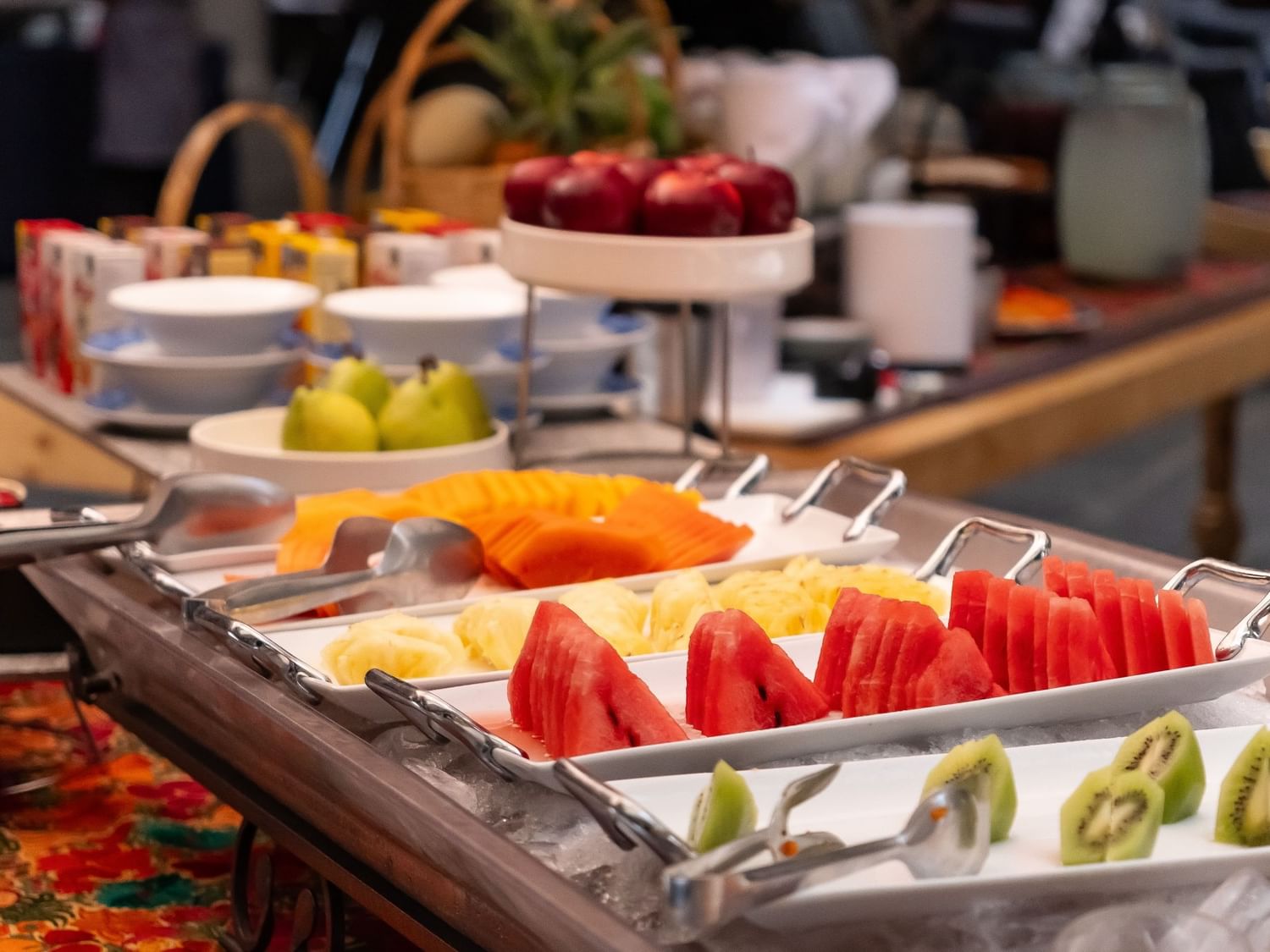 Variada selección de frutas frescas en buffet en Tierra Mía, Quinta Real Puebla, Heroica Puebla de Zaragoza