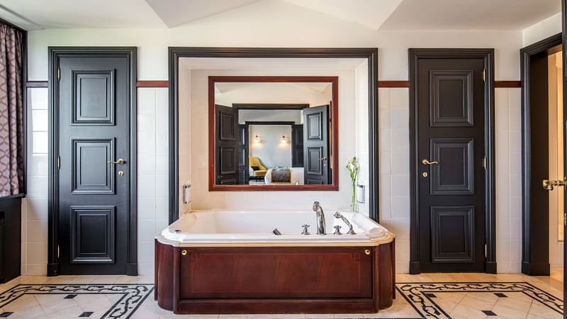 Bathroom interior with bathtub in Barsey Suite at Hotel Barsey by Warwick - Brussels