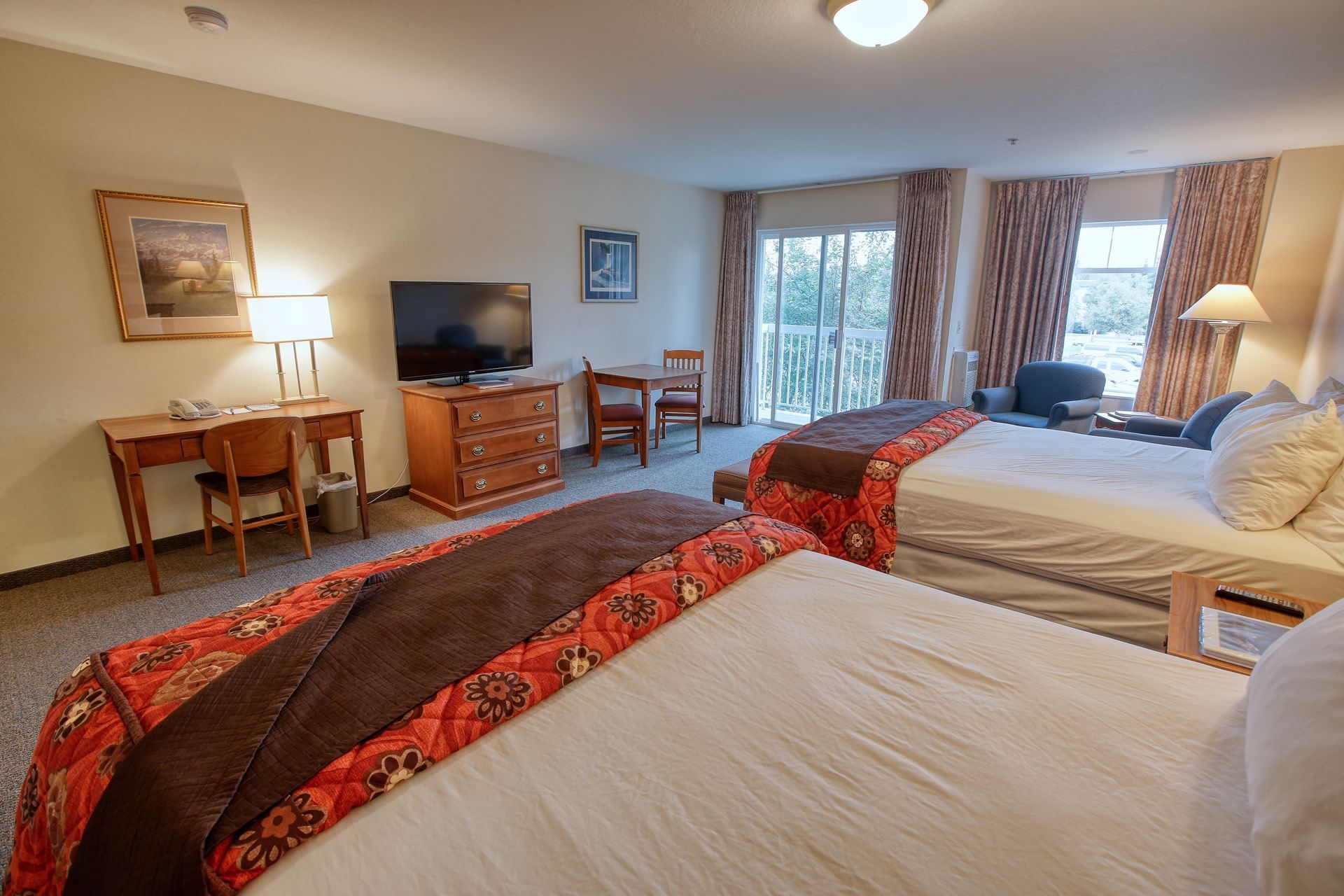Bear Lodge Rooms & Amenities Fairbanks Alaska