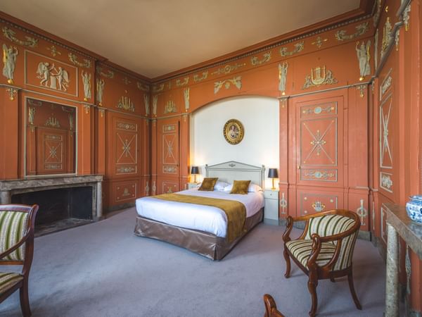 History of Hotel Anne d'Anjou in Saumur, France