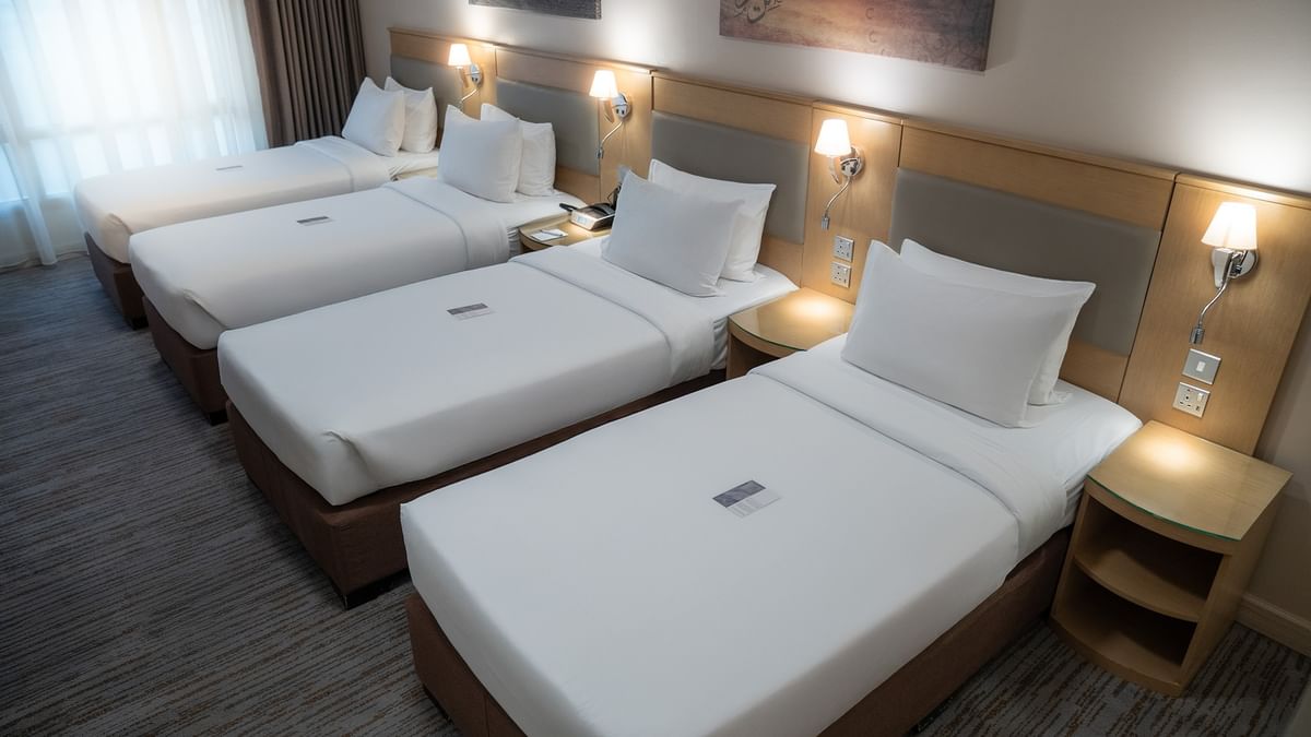 غرفة رباعية قياسية