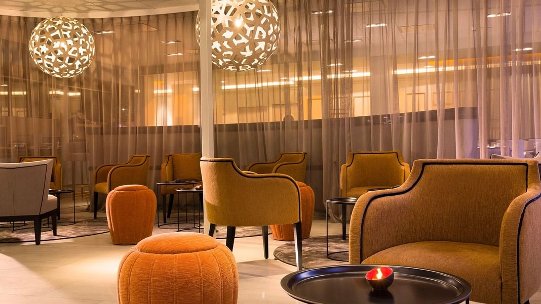 Transats dans le bar à Oceania Le Jura Dijon