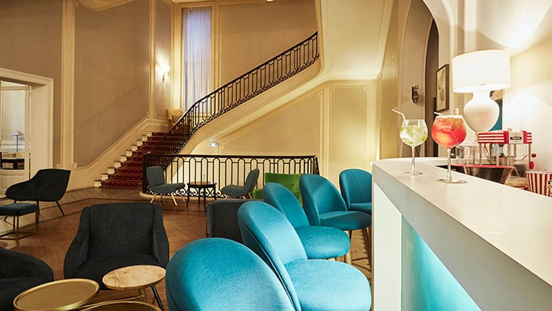 Bar at Hôtel-Club Cosmos in Contrexéville, France