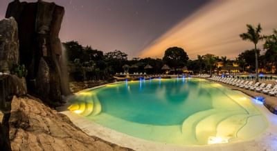 Piscina del hotel