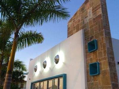 Exterior image of the Mid Century Modern Architecture