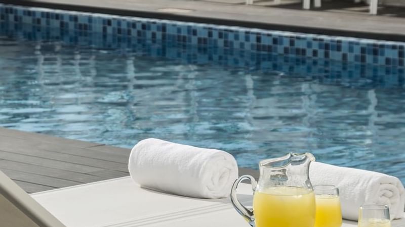 out door pool at Fiesta Inn Mérida