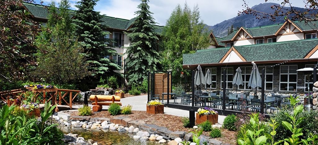 The exterior of the Coast Canmore Hotel & Conference Centre.