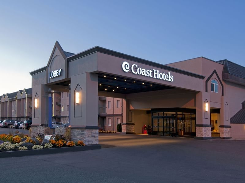 Coast Kamloops Hotel & Conference Centre Exterior - 3