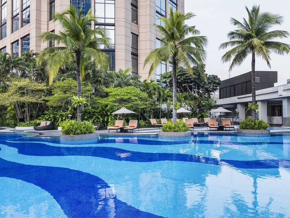 Luxury Hotel in Bangkok Thailand | Pool at Emporium Suites