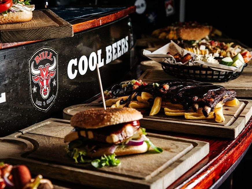 Bull Bar & Grill Arctic City Hotel