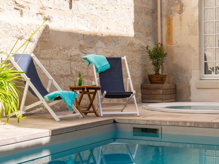 Pool at Hotel Anne d'Anjou in Saumur, France