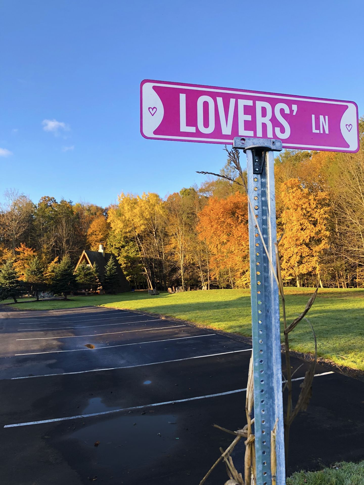 Lovers Lane Fall Board, evoking a romantic atmosphere near Cove Pocono Resorts