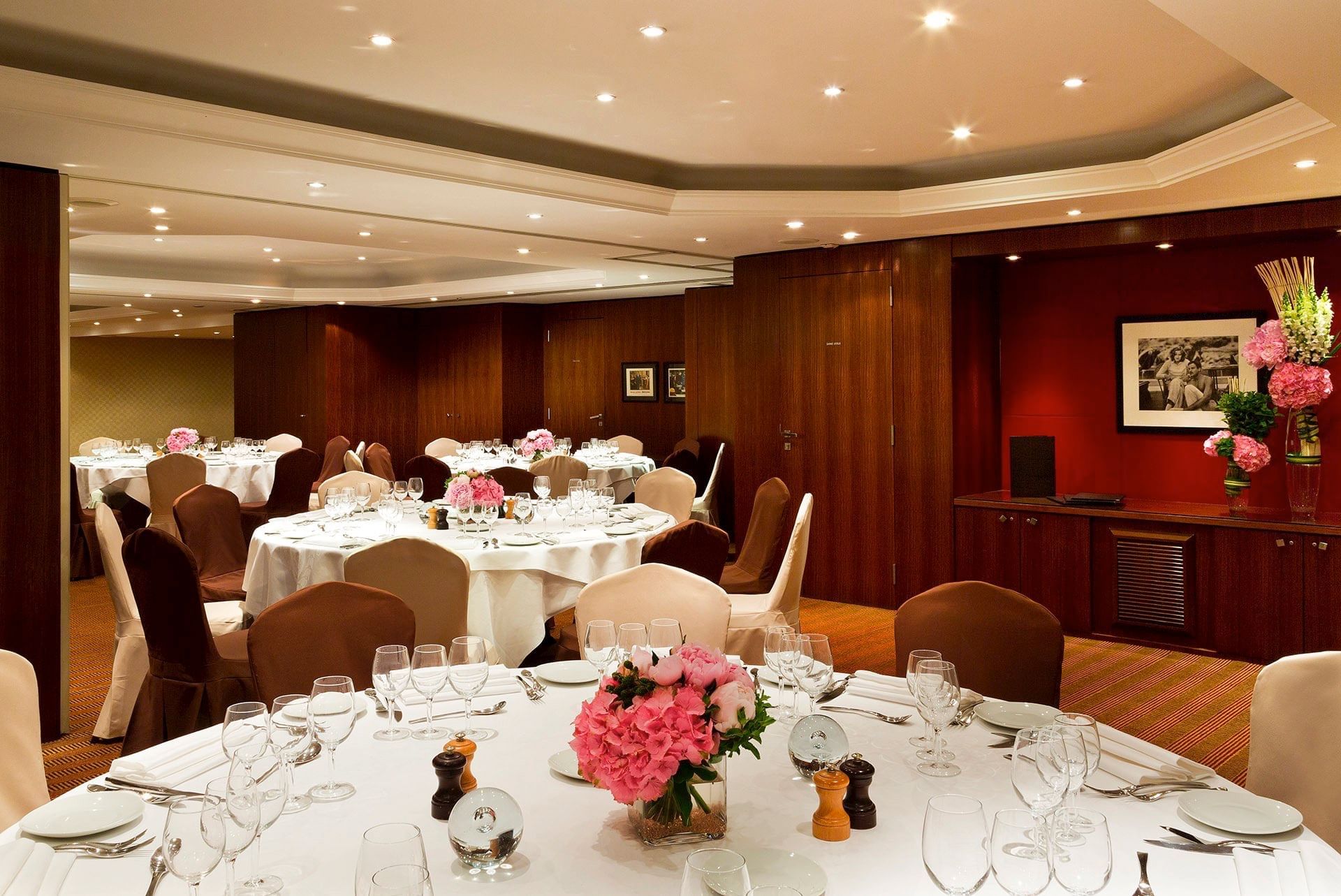 Banquet-type event room set up at Warwick Paris Champs Elysées