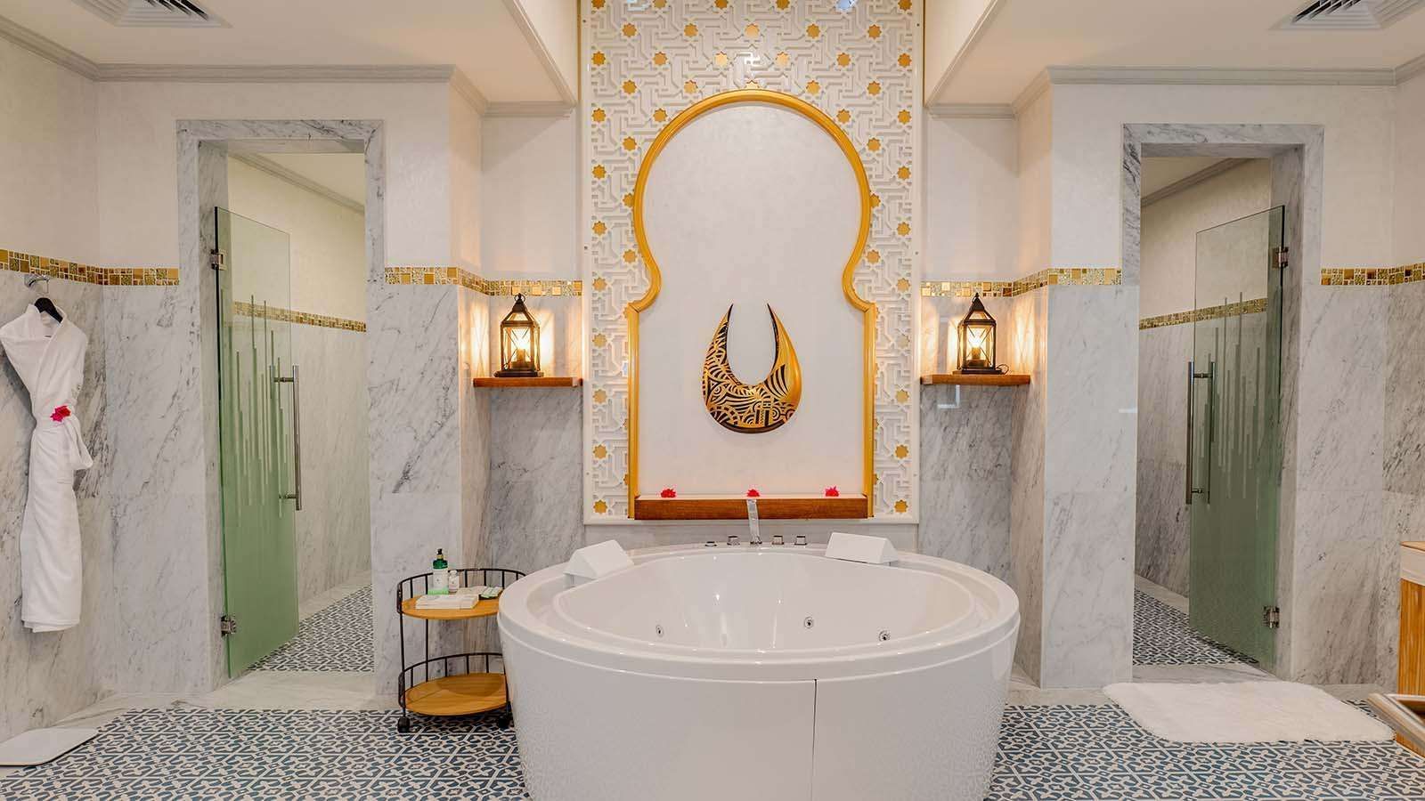 Bathtub in Grand Beach Residence at The Signature Collection