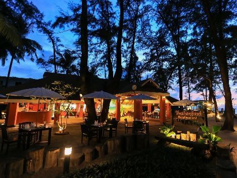 Exterior Dining area in Thai Seafood Restaurant at Amora Hotel
