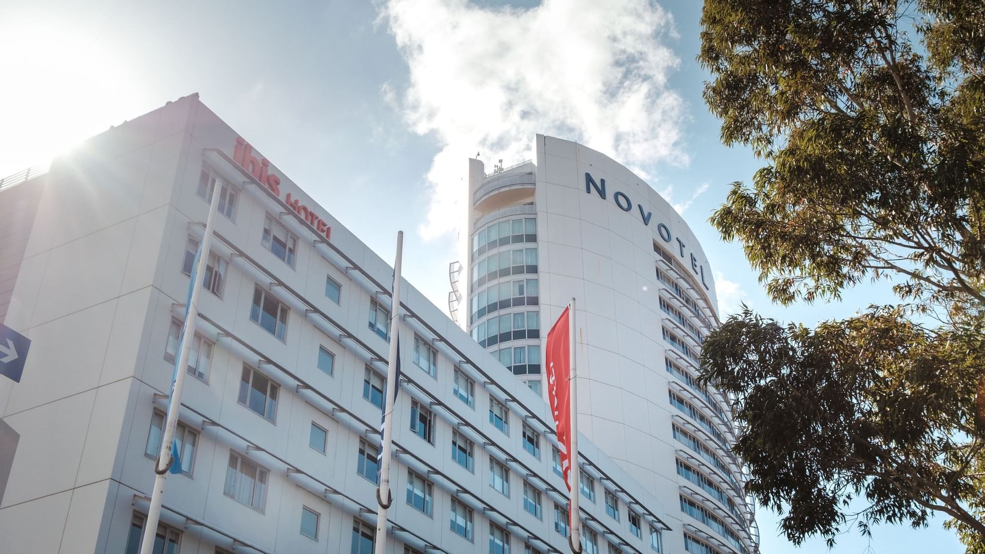 Exterior view of Novotel Sydney Olympic Park at day time