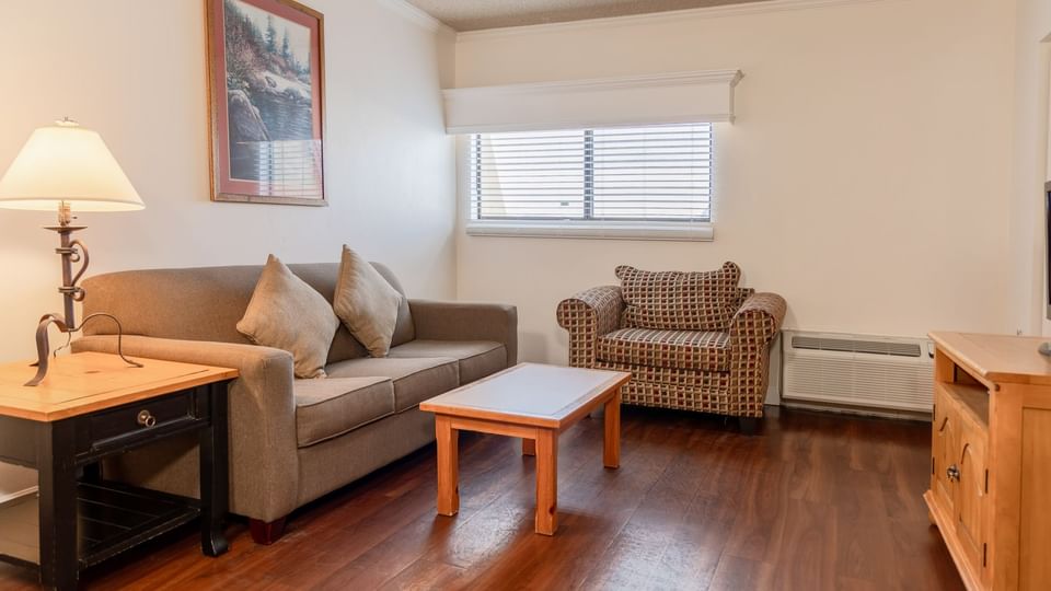 One-Bedroom Accessible Suite