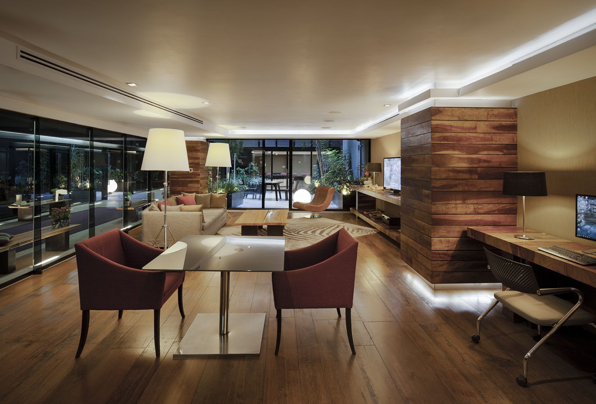 Business Center at Las Suites Campos Eliseos in Mexico City