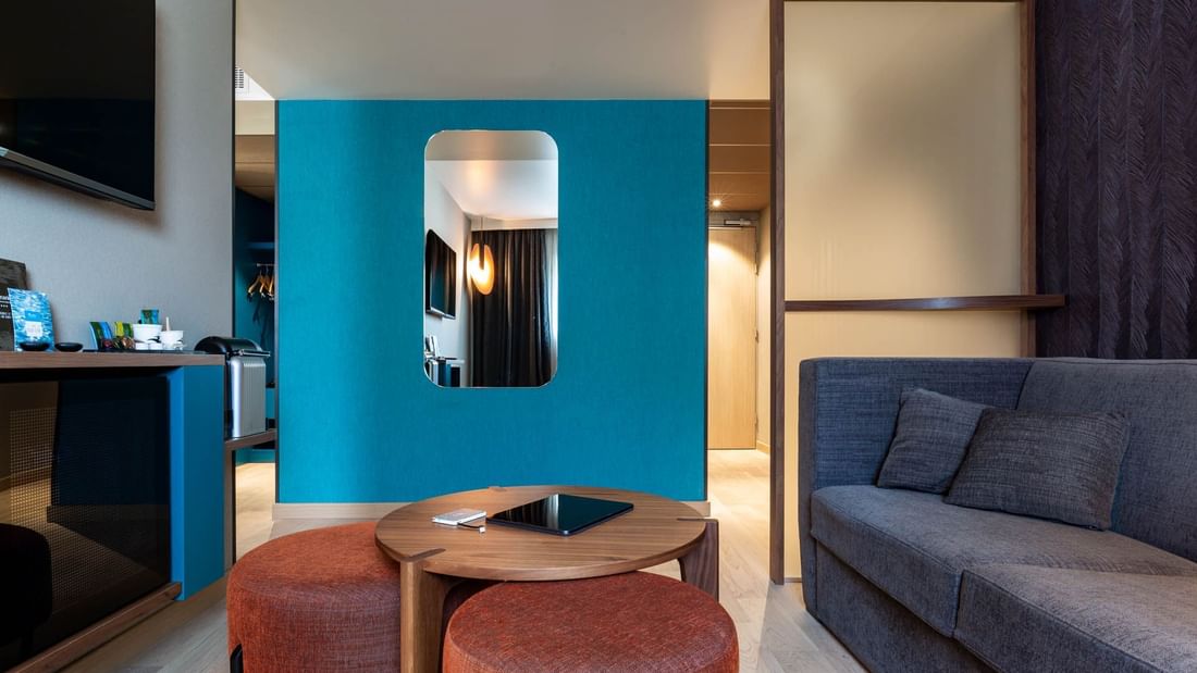 Living room in Oceane Suite at Oceania Hotels Group