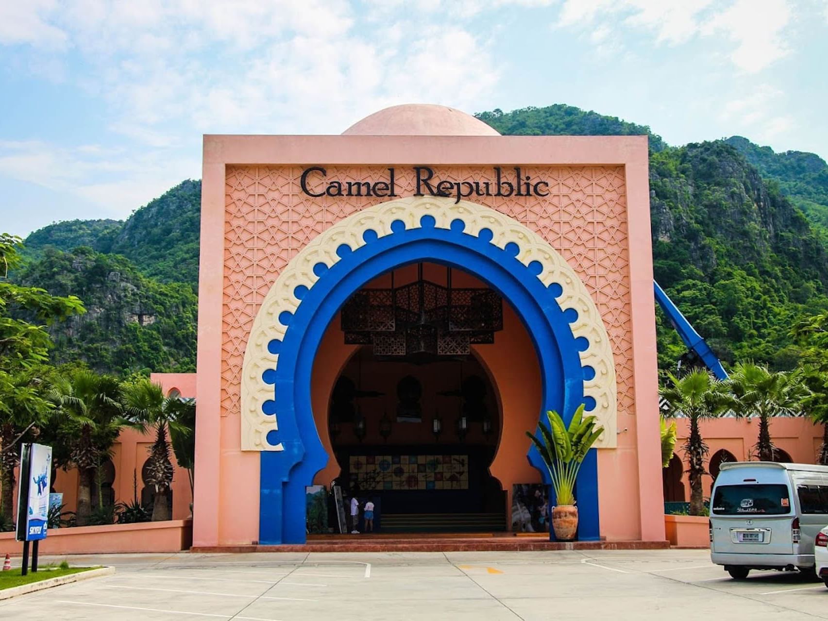 Entrance view of Camel Republic near U Hua Hin