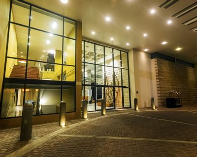Entrada del lobby del hotel