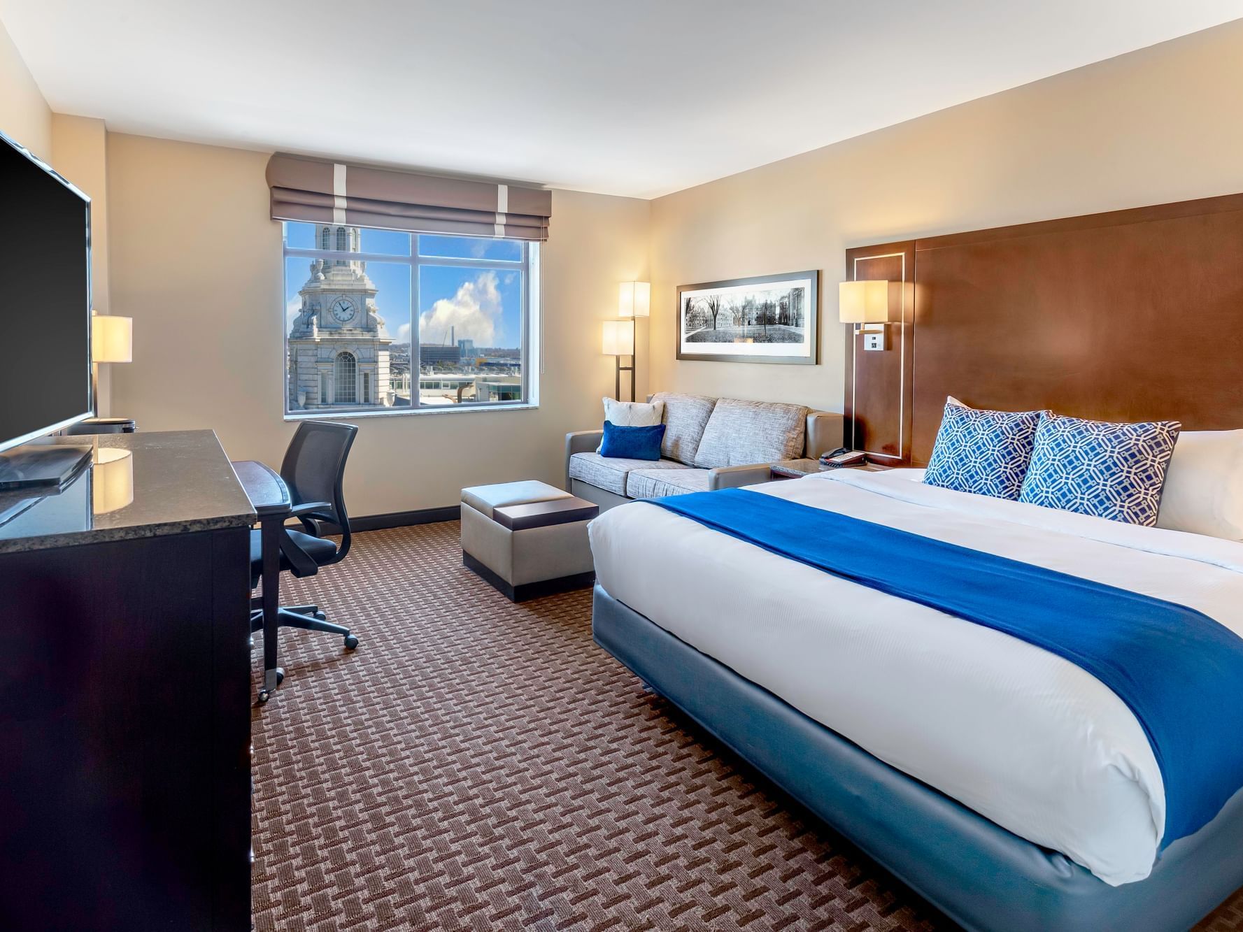 Executive King Room with one bed at New Haven Hotel