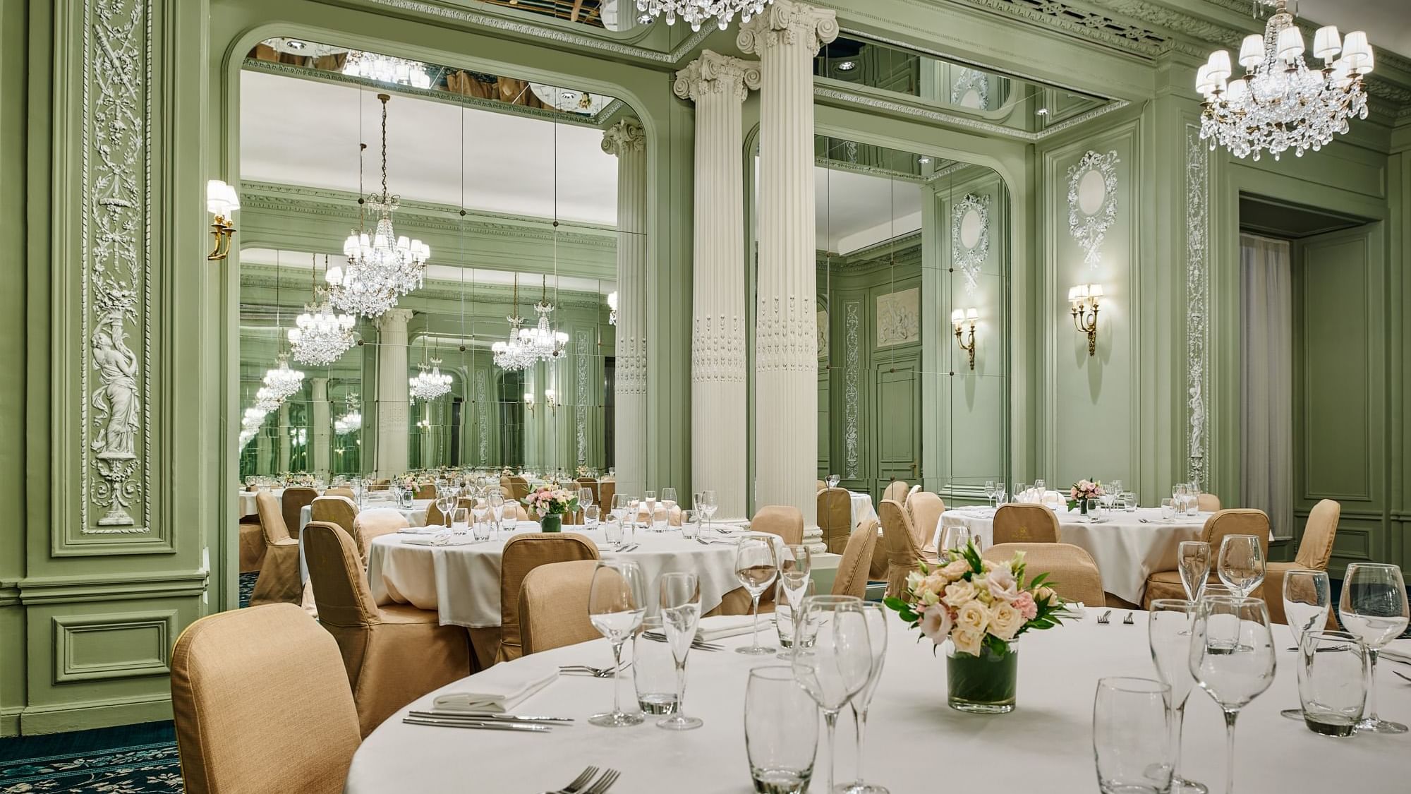 Luxurious interior of Récamier meeting room with well-arranged table set up at Hôtel Westminster - Paris