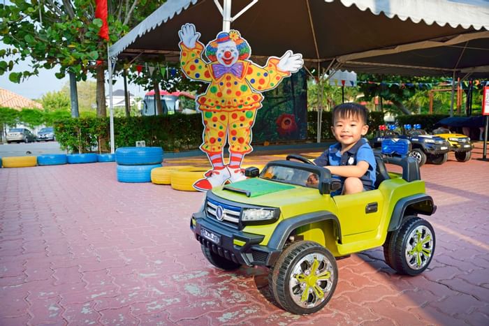 Indoor & Outdoor Facilities | Lexis Port Dickson