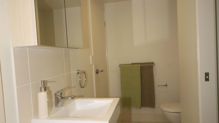 Visage_Main Bathroom