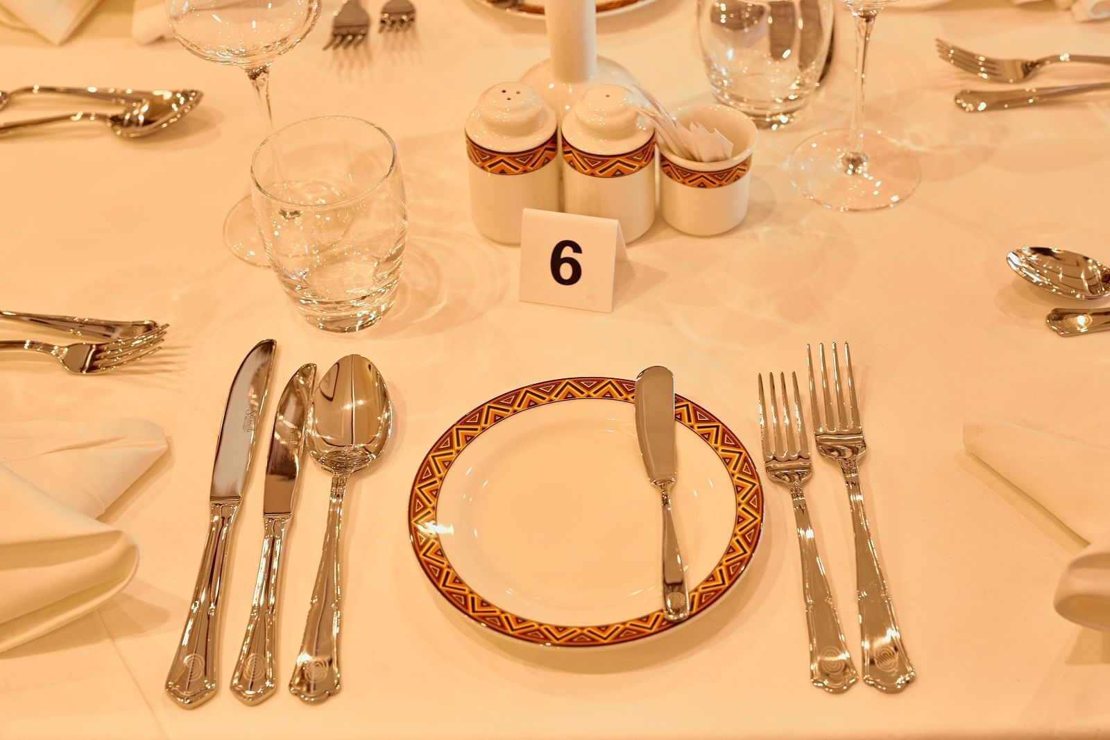 Closeup of table in Rumoka Restaurant at Goma Serena Hotel