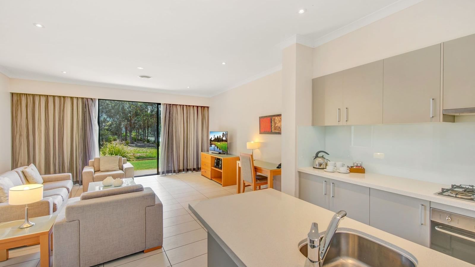 Mercure Kooindah Waters Central Coast Resort