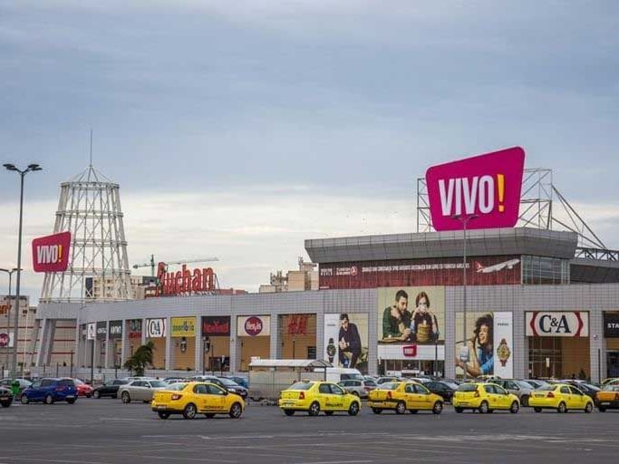 The Vivo Shopping Center near Ana Hotels in Romania