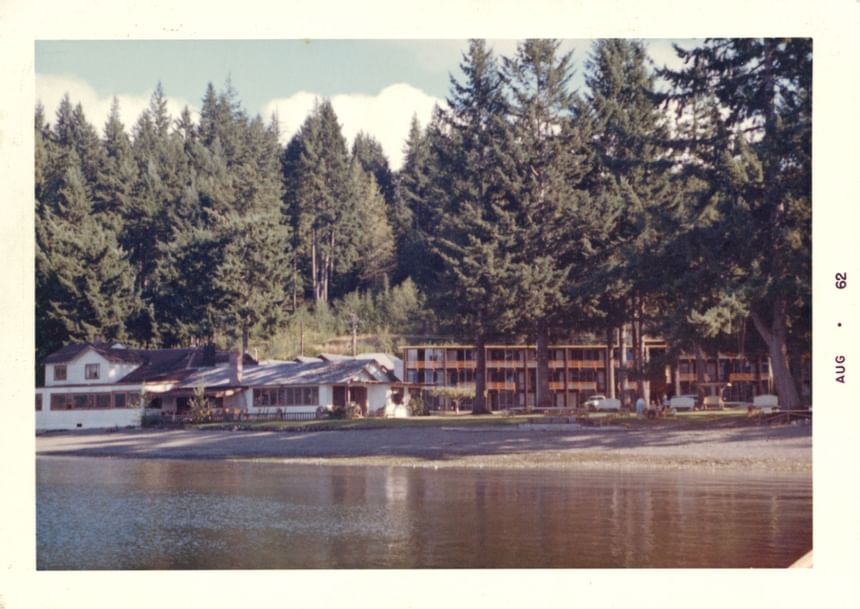 Vintage picture of the exterior view of Alderbrook Resort & Spa