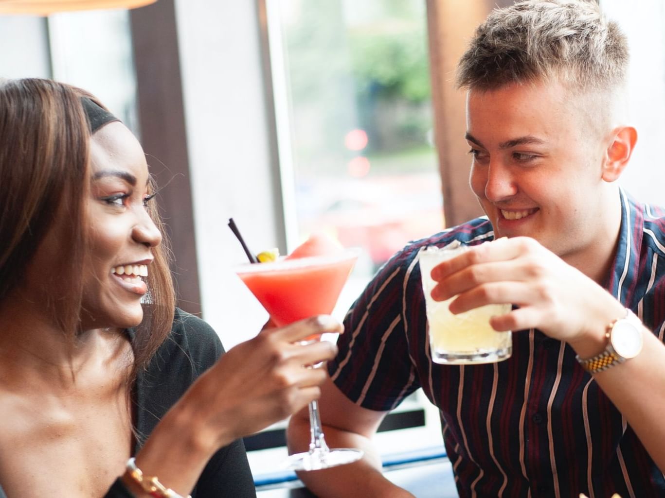 A couple having a fresh juice