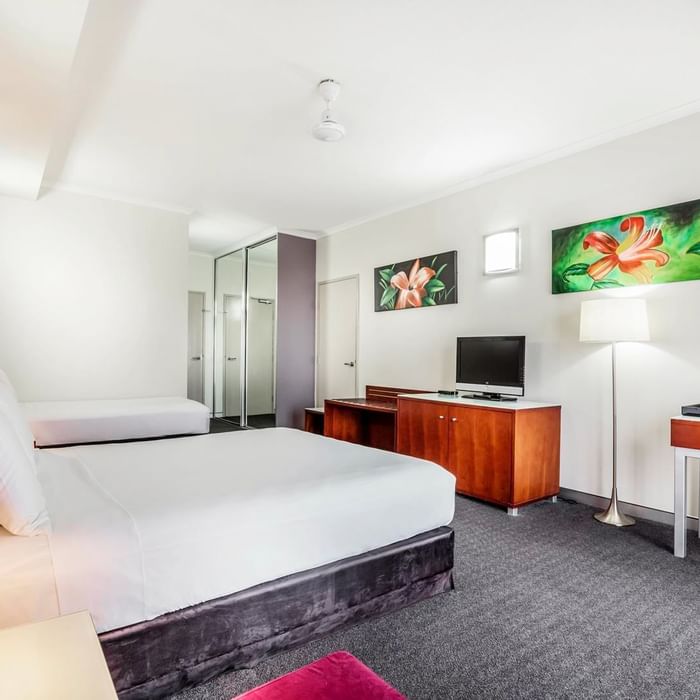 Interior of the Standard Queen bedroom at Darwin Airport Hotels