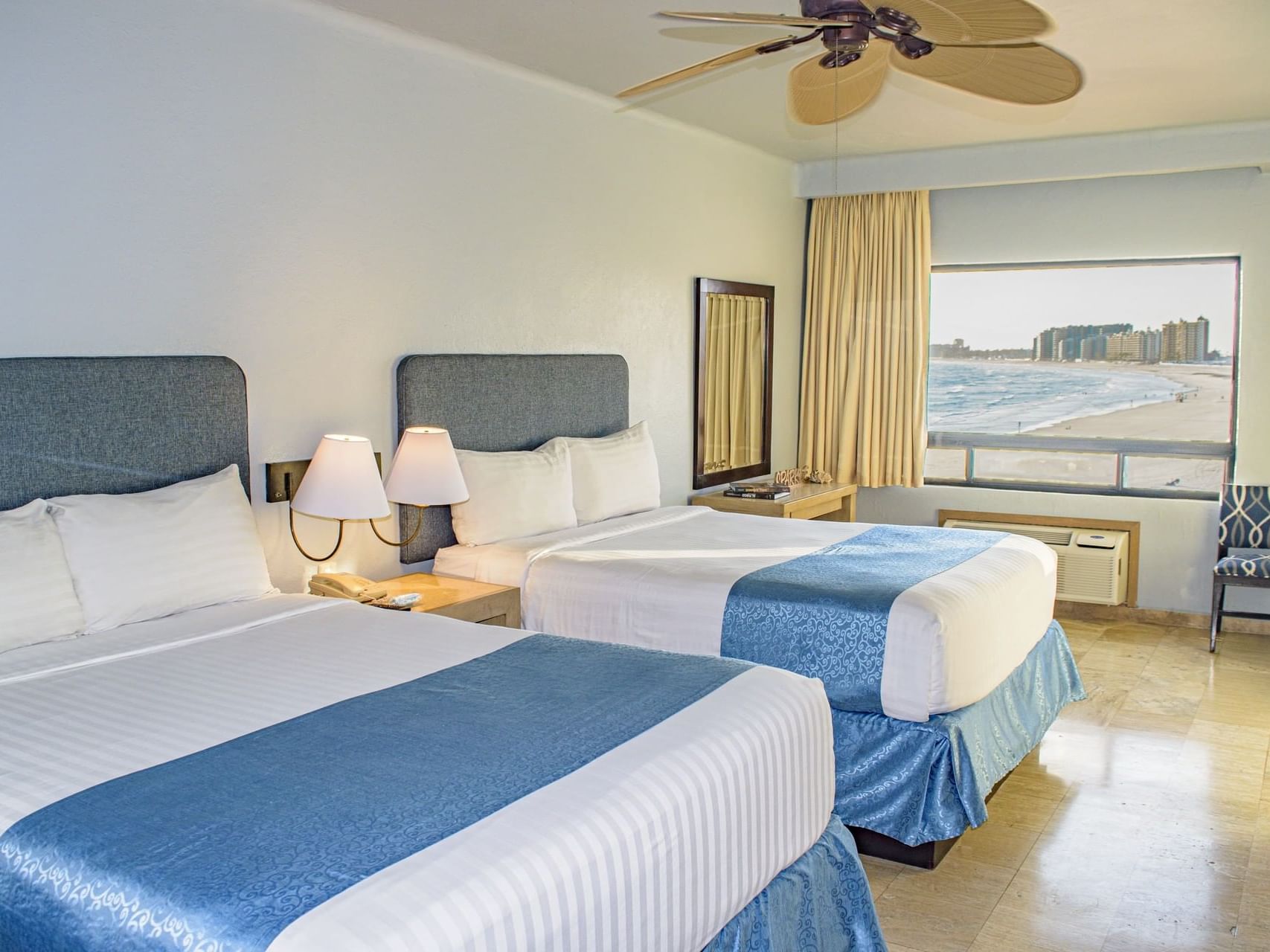 Twin beds in Superior Double Queen at Peñasco del Sol Hotel