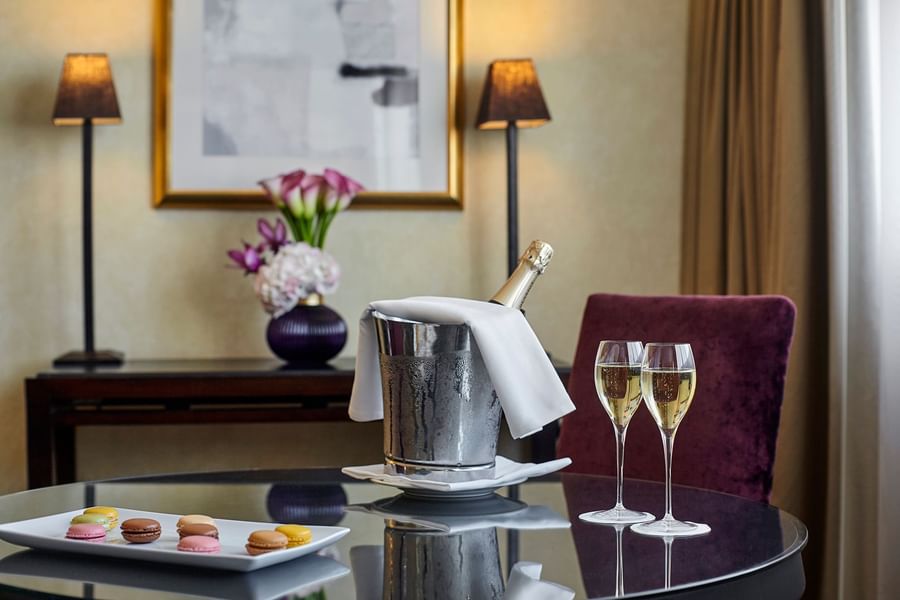 Suite Junior à l'hôtel Warwick Paris