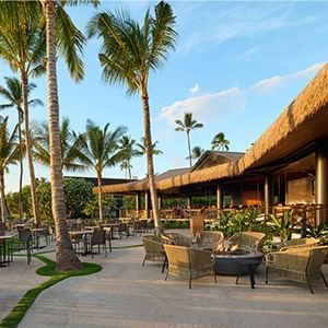 Huihui, Beachfront Restaurant at Ka'anapali Beach Hotel Hawaii