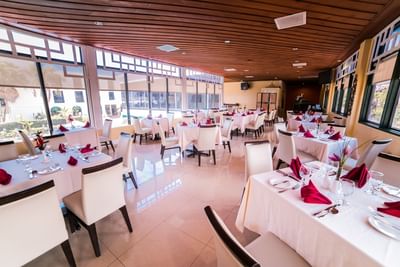 romantic dining setting